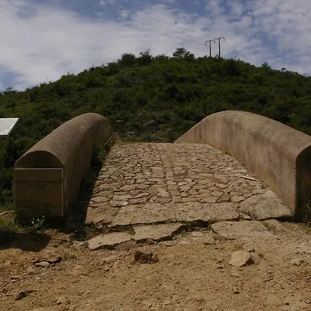 Moiras Encantadas 帕德内